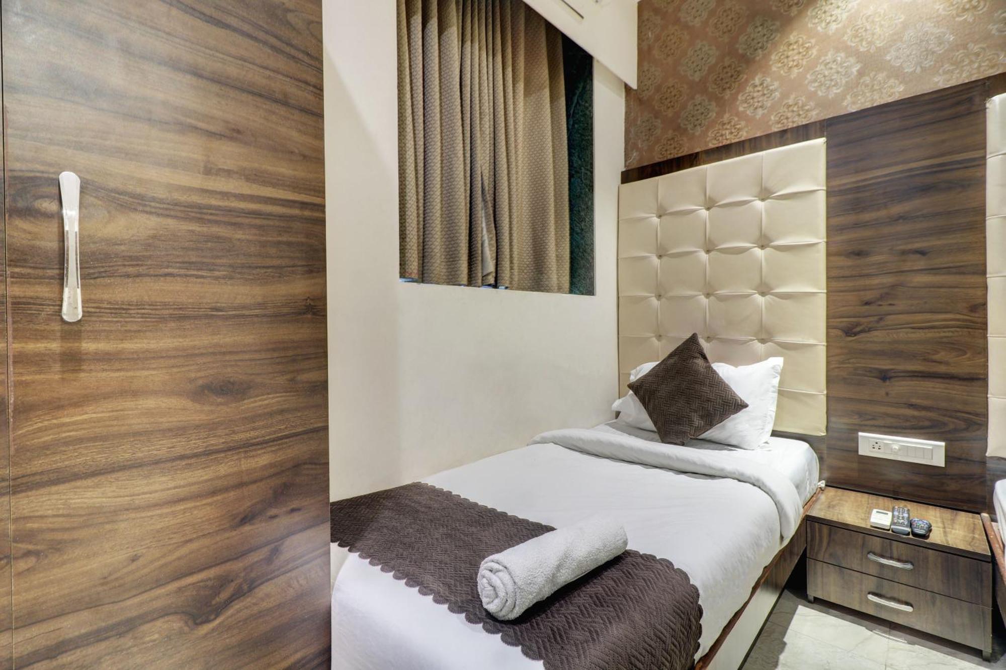 Hotel A. K. International - Fort Mumbai Quarto foto